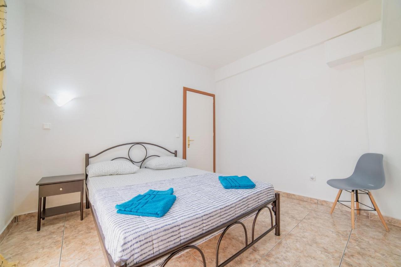 Family Resort 1 Ofrínion المظهر الخارجي الصورة